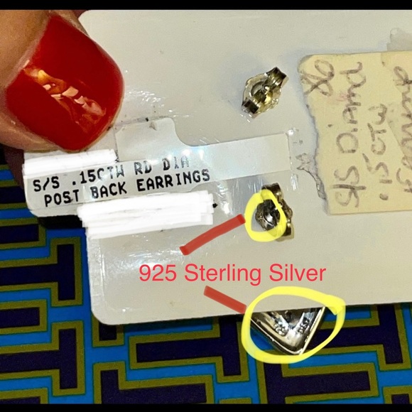 Diamond earrings - Picture 5 of 5